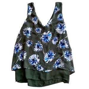 💚5/$25 Apt. 9 Top